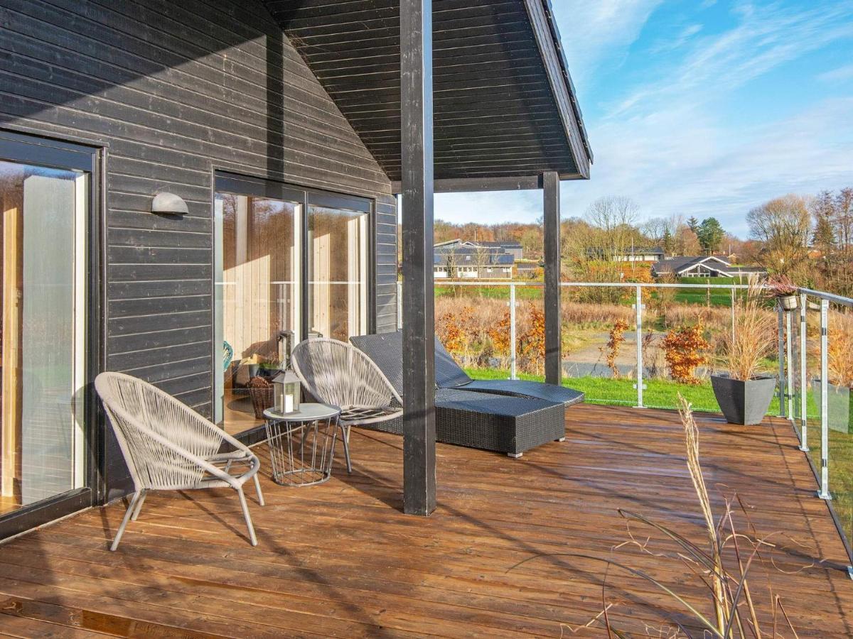 10 Person Holiday Home In Haderslev Exteriör bild